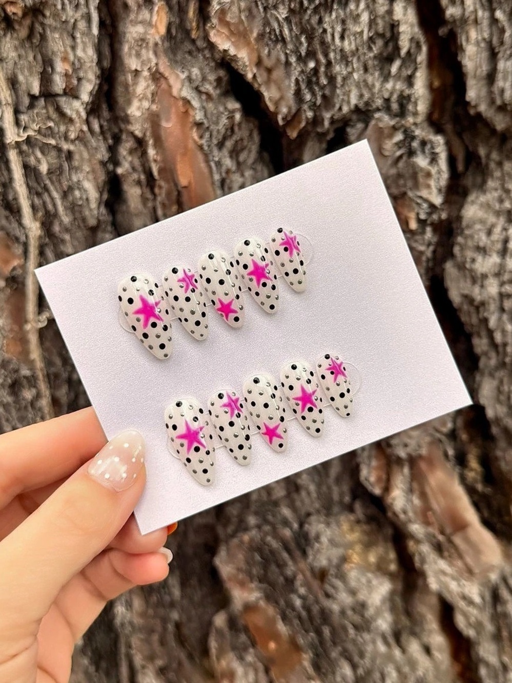 Hot Pink Star Press On Nails